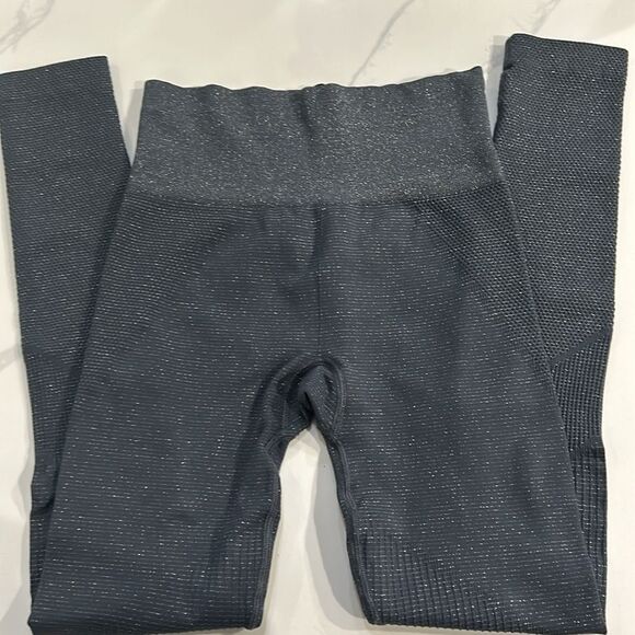 Athleta Glitter Leggings - S - EUC - Picture 1 of 8